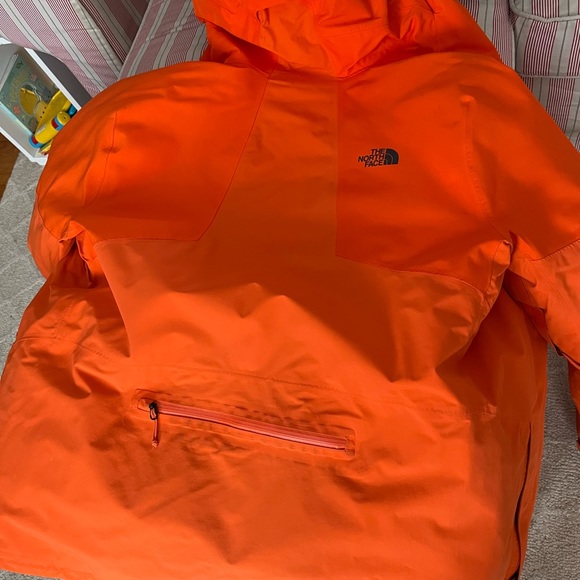 North Face XL Pro Project Goretex Jacket - Picture 4 of 4